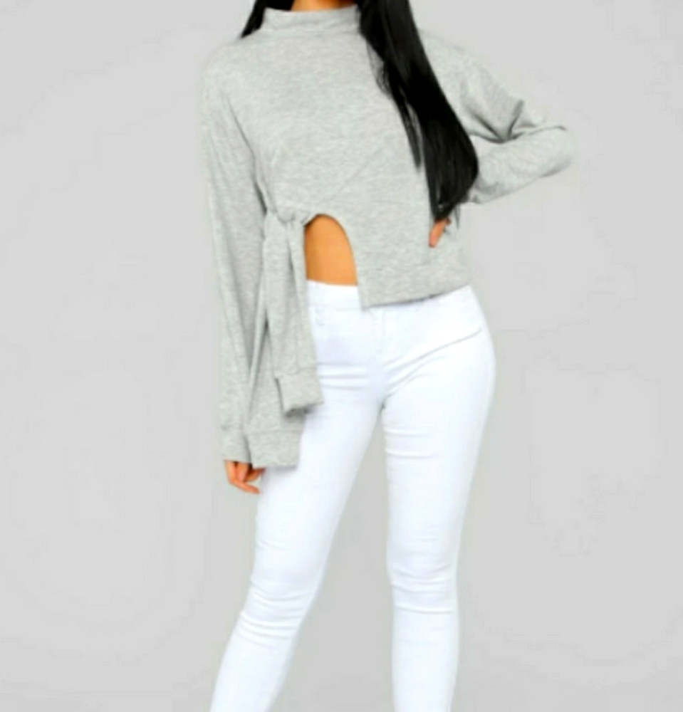 Off to the side top by fashion Nova